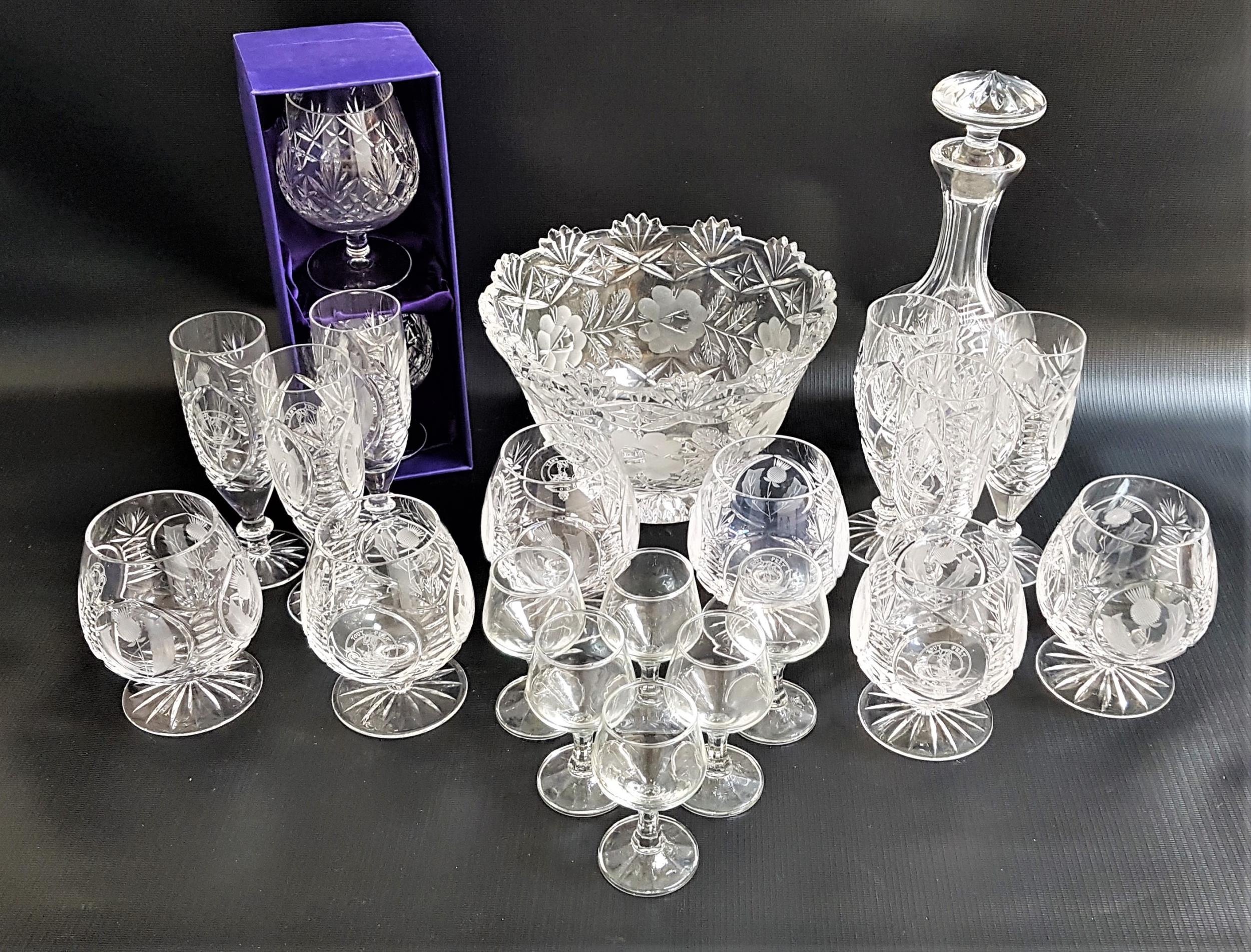 SELECTION OF CRYSTAL AND OTHER GLASSWARE including a decanter and stopper, two Glencairn wines