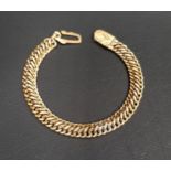 HEAVY TWENTY-TWO CARAT GOLD BRACELET with cut detail to the clasp, 20cm long and approximately 40.