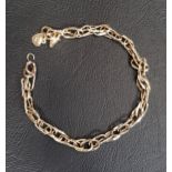 FOURTEEN CARAT GOLD FANCY LINK BRACELET approximately 3.1 grams