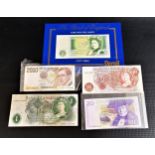 SELECTION OF BANK NOTES including a Bank Of England 10 Shillings, £1 and a Presentation £1, a