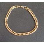 EIGHTEEN CARAT GOLD CURB LINK BRACELET approximately 9.5 grams