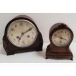 GERMAN OAK CASED MANTLE CLOCK the circular silvered dial with Arabic numerals and an eight day