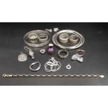 SELECTION OF SILVER AND SILVER MOUNTED JEWELLERY comprising a Russian wedding style triple