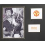 Football. Celtic FC and Manchester United, Roger Byrne autograph signature mounted with a photograph