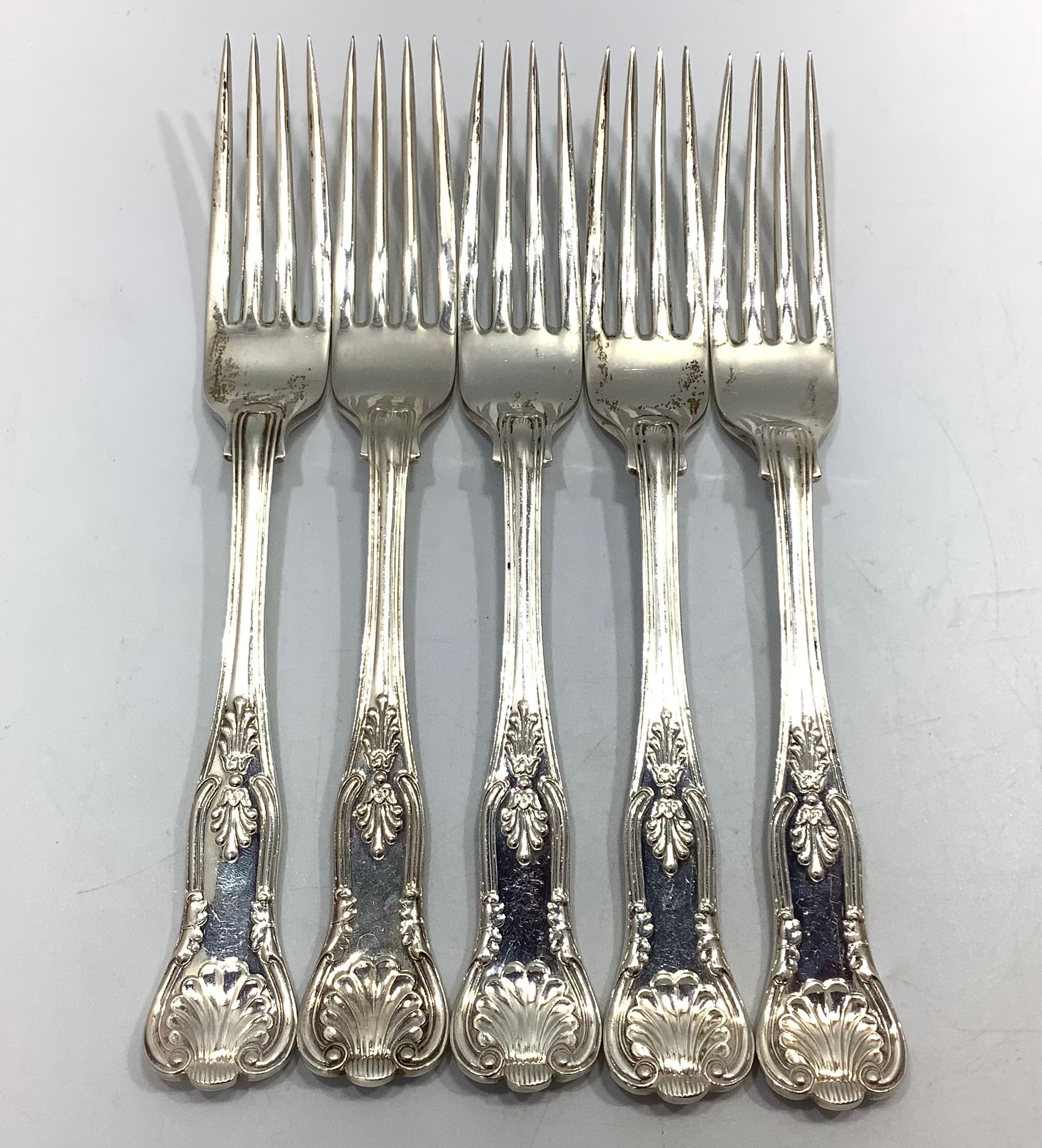 Five large Queens pattern silver forks, Sheffield, 1937, maker's mark of Walker & Hall, 17.26 ozt
