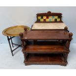 An Edwardian washstand with arched top and splash-back with stylised tulip tiles, white marble top