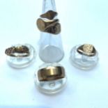 Four 9ct gold signet rings, together with a yellow metal hand ring and a 9ct gold wedding band,