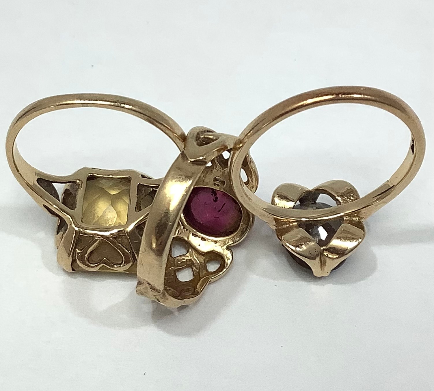 Three 9ct gold dress rings including a square citrine, oval smoky quartz and a cabochon pink stone - Bild 2 aus 6