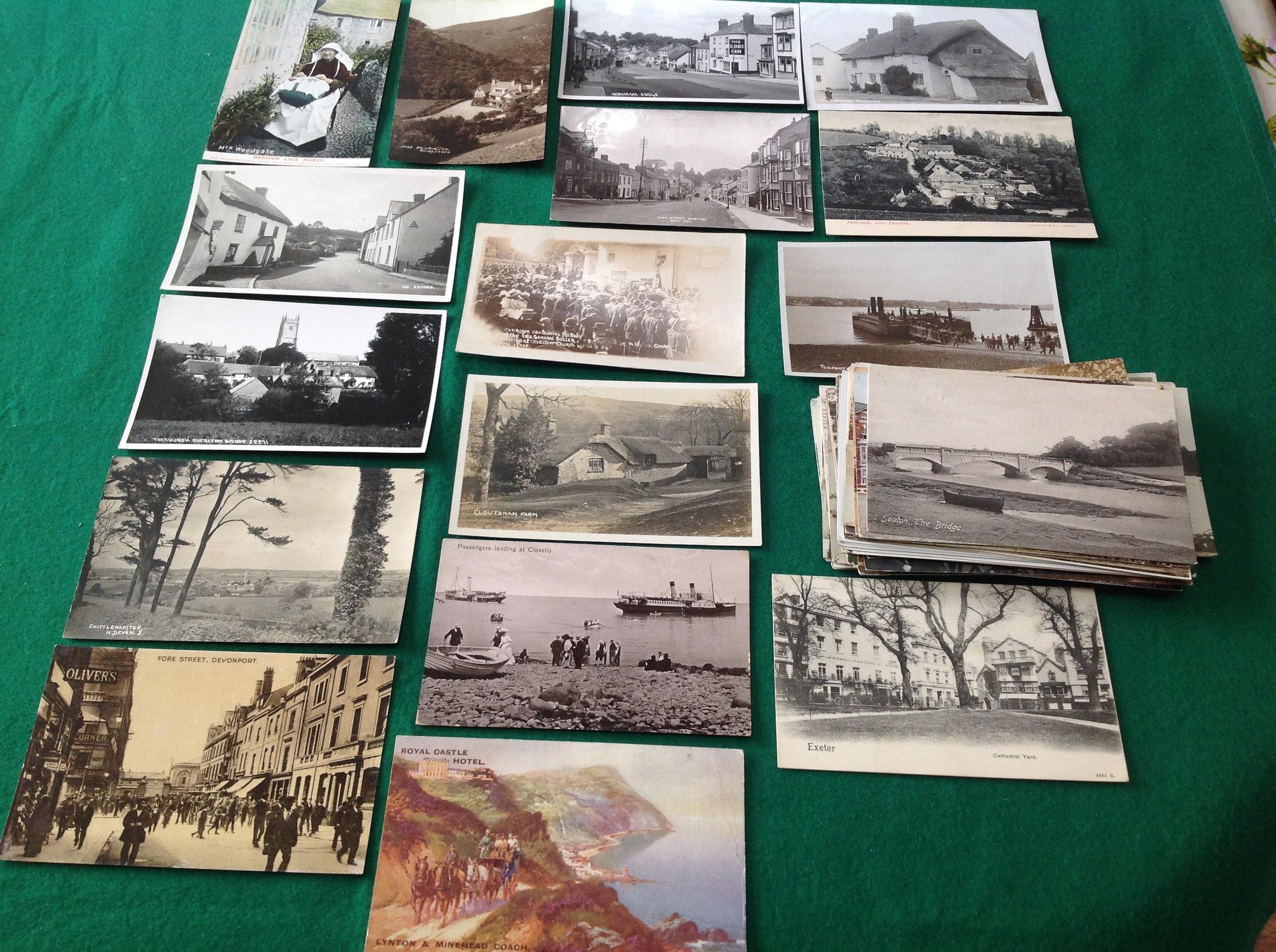 Approximately 150 cards of Devon ' all standard-size and, whilst there are various sea views, - Image 4 of 4