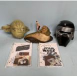 Star Wars collectables including a Sideshow Collectibles limited edition figure of Jabba and Leia '