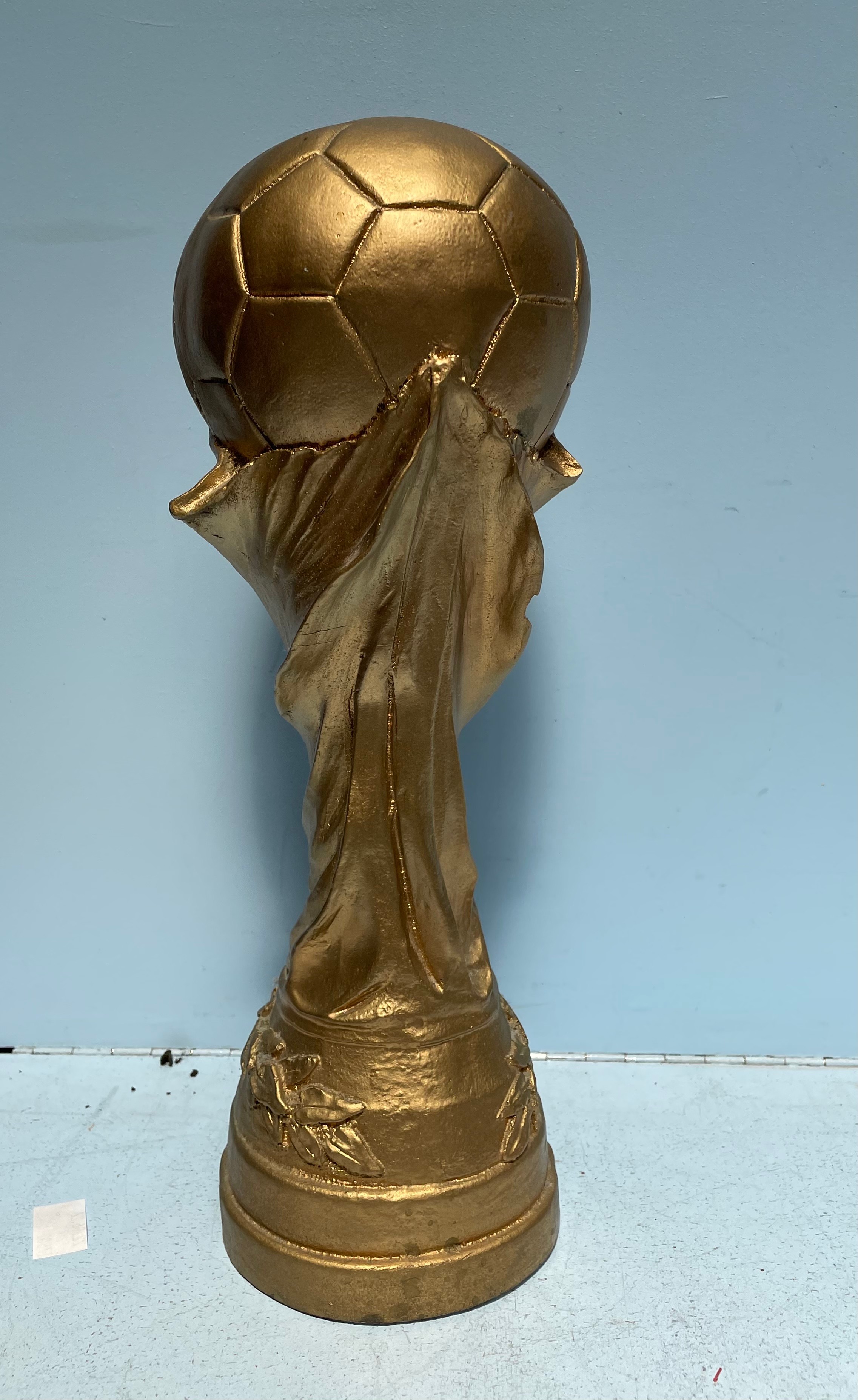 A replica Coupe Du Monde De Football Association trophy by Jules Rimet, 33cm high, together with a - Image 6 of 6