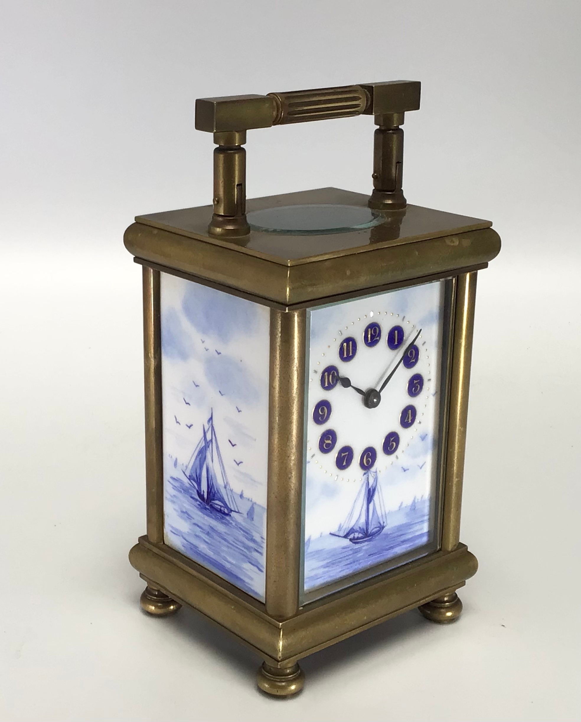 A Swiss brass cased carriage clock with blue and white porcelain panelled sides and dial panel, - Image 5 of 8