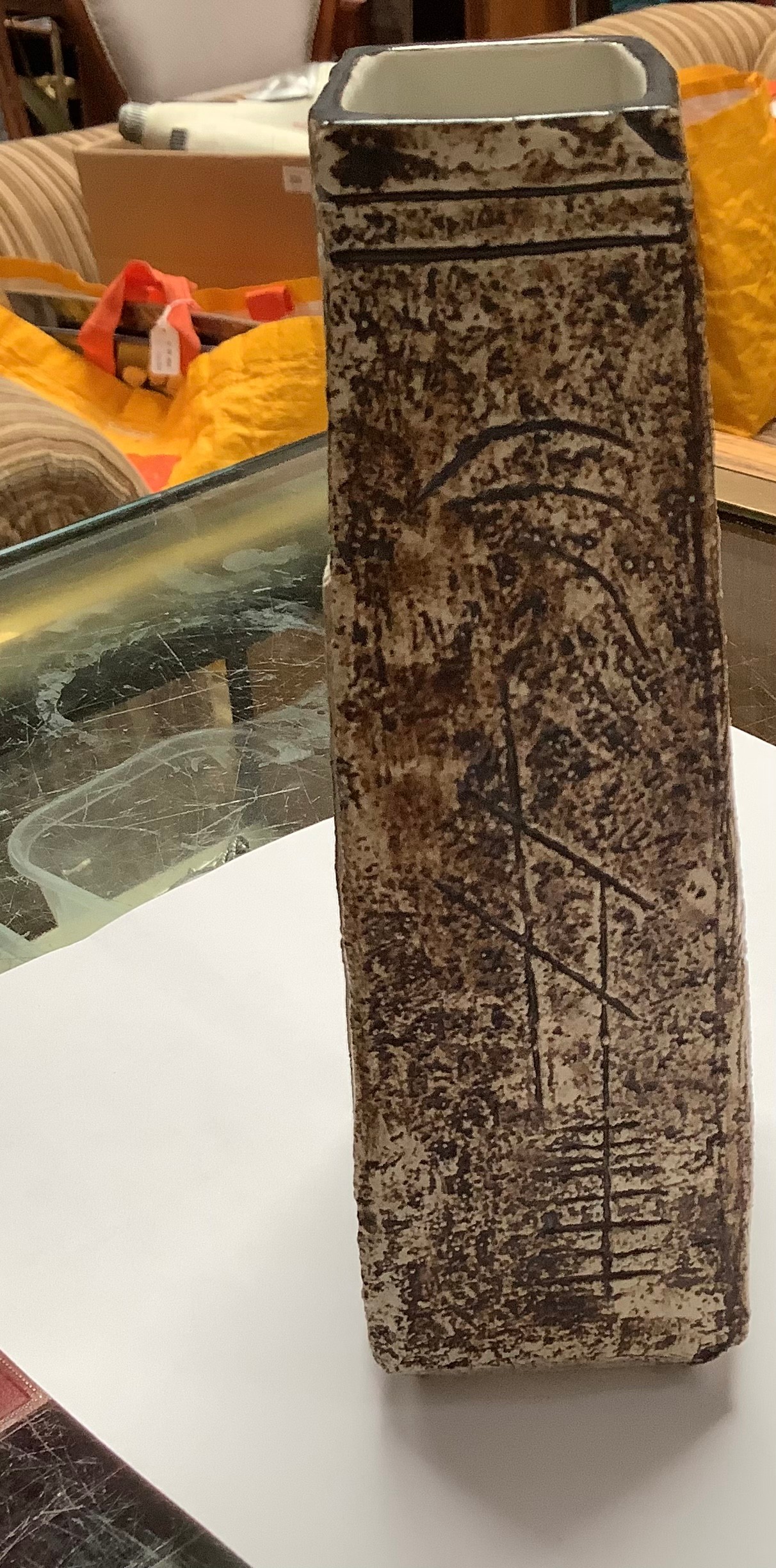 A Troika Pottery coffin vase decorated by Sue Lowe, with incised and painted abstract decoration - Image 5 of 5