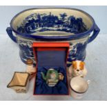 A large Ironstone Victoria Ware blue and white foot bath, together with a Charlotte di Vita