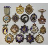 Sixteen various silver Masonic jewels including Grand Lodge of England, RMIG 1927 x 2, Royal Masonic