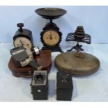 A mixed lot of collectables including a Salter No. 49 Household scale, a Hughes Family scale with