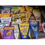 Speedway : Super collectionof pennants, many clubs