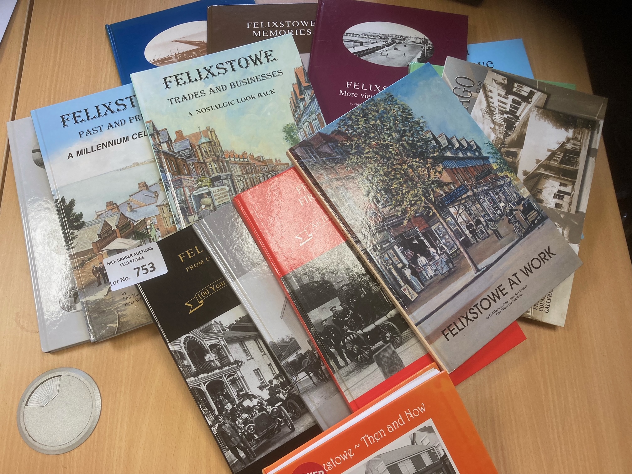 Collectables : Felixstowe Books (14) from Hadwen/S