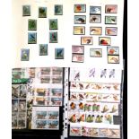 Stamps : BIRDS World Colln. in LL album incl many
