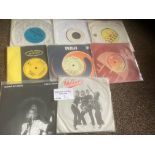 Records : Case of 45' singles - very interesting l