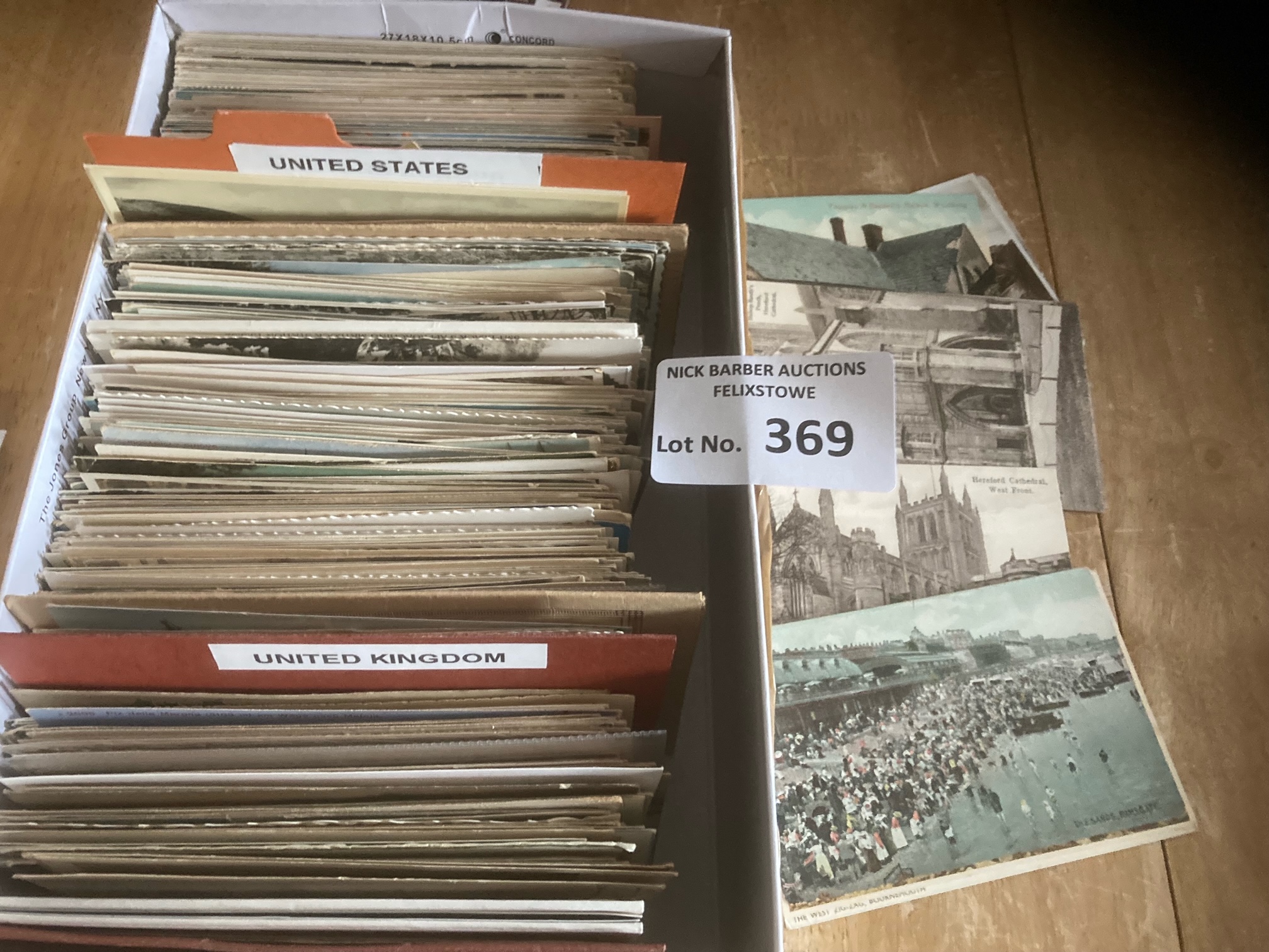 Postcards : Dealers surplus stock - shoebox of 600