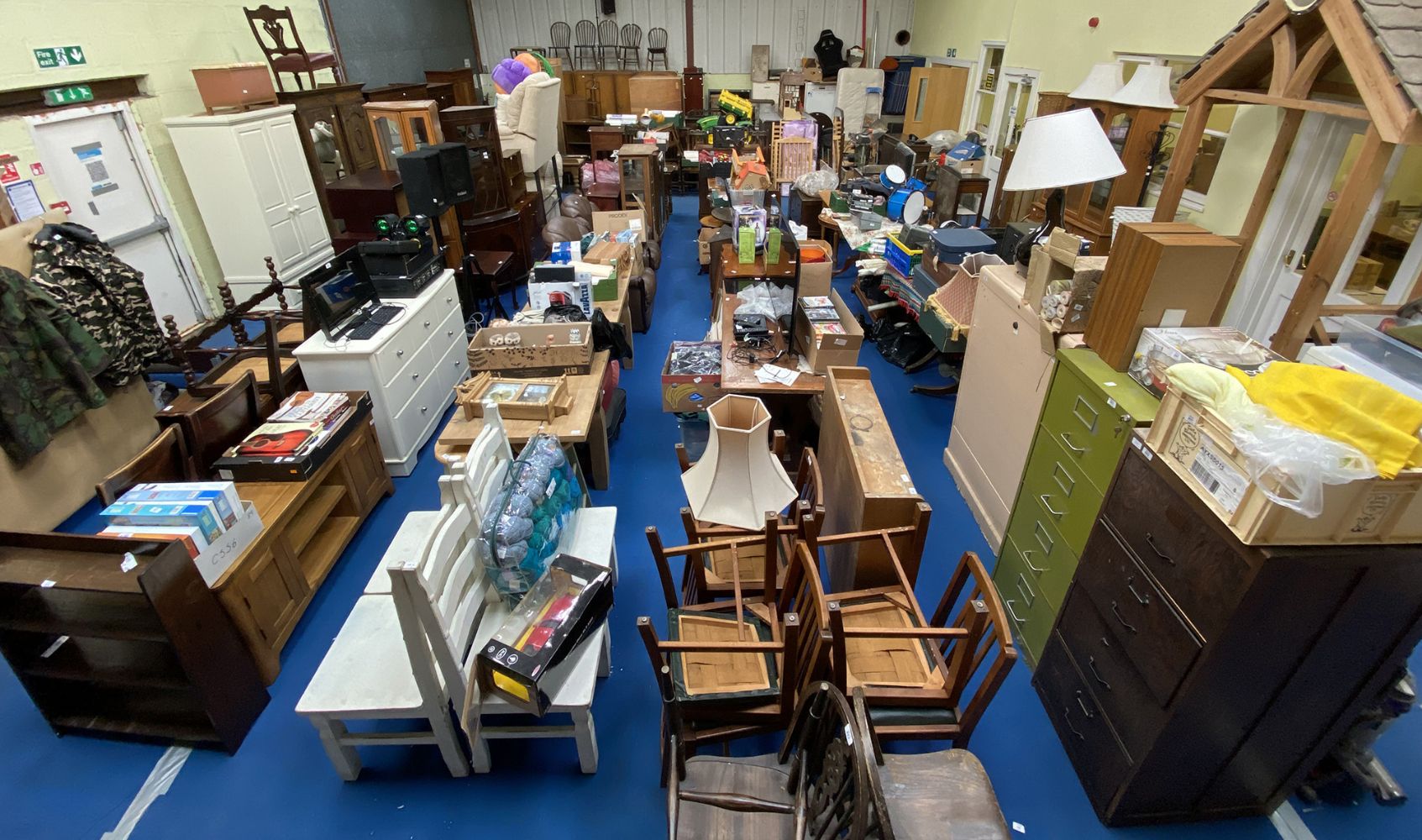 Online Only Late January Auction of Vintage & Modern Effects, Tools and Bric-a-Brac