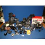 A quantity of cameras to include, Polaroid Land camera, Pronto folding camera, Kodak Six-20 Brownie,
