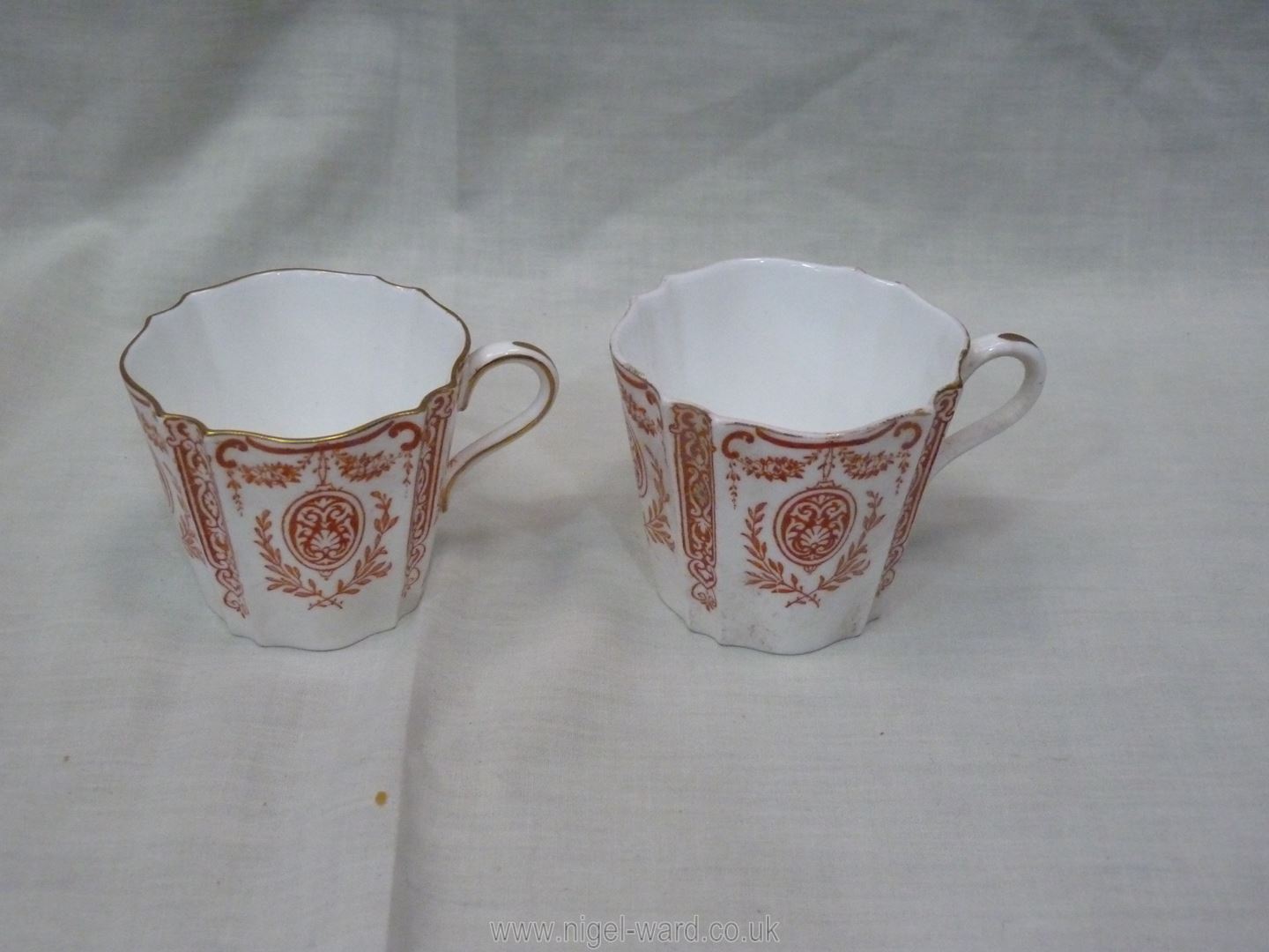 A Victorian Teaset in red and cream by Wedgwood including teapot, four cups, - Image 21 of 30