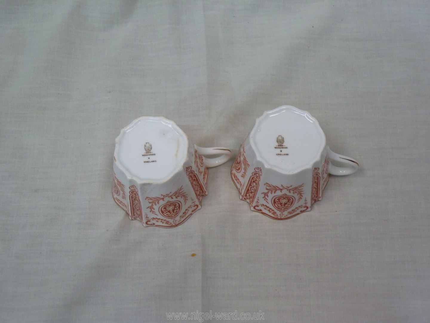 A Victorian Teaset in red and cream by Wedgwood including teapot, four cups, - Image 30 of 30