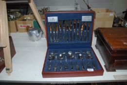A Viners Cutlery set.
