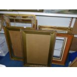 A quantity of picture frames (7).