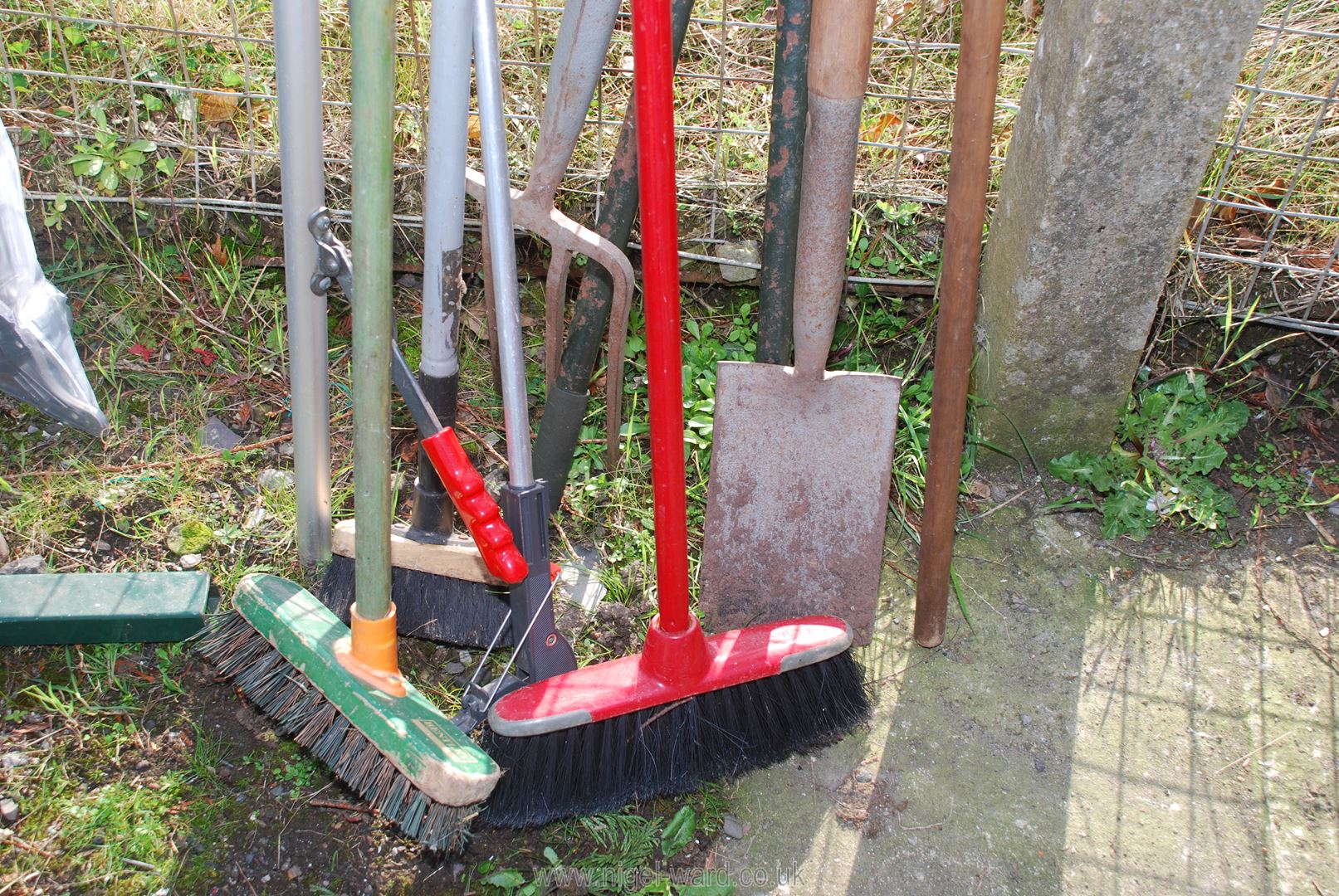 A quantity of garden tools to include; rake, lopper, etc. - Image 2 of 2