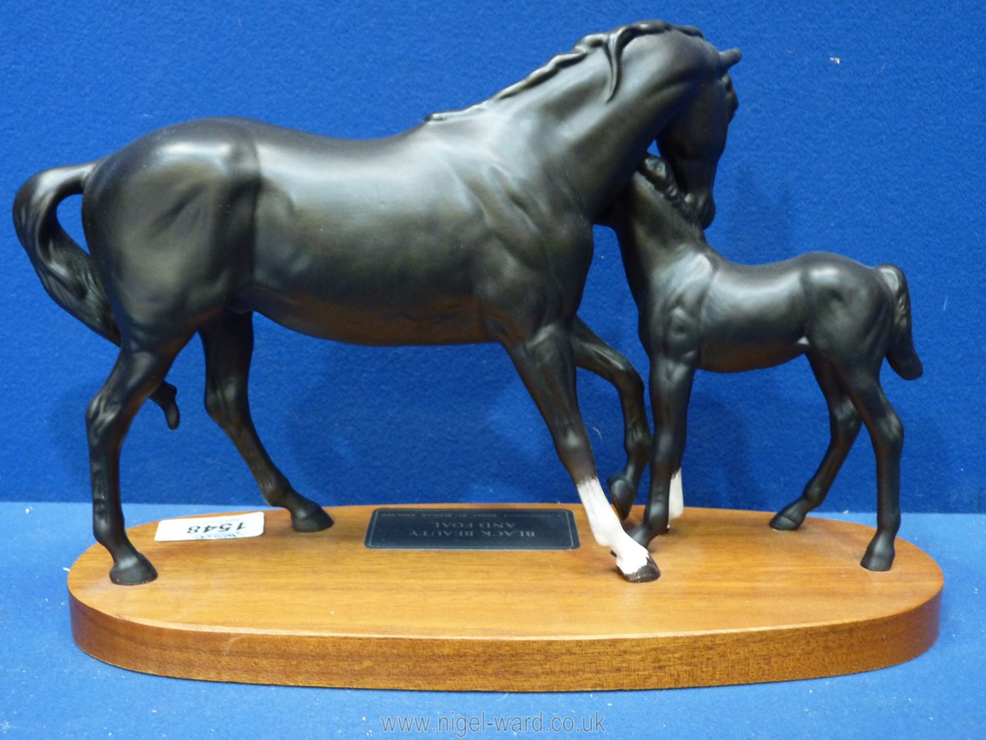 A Beswick Black Beauty and foal on wooden plinth. - Image 3 of 3