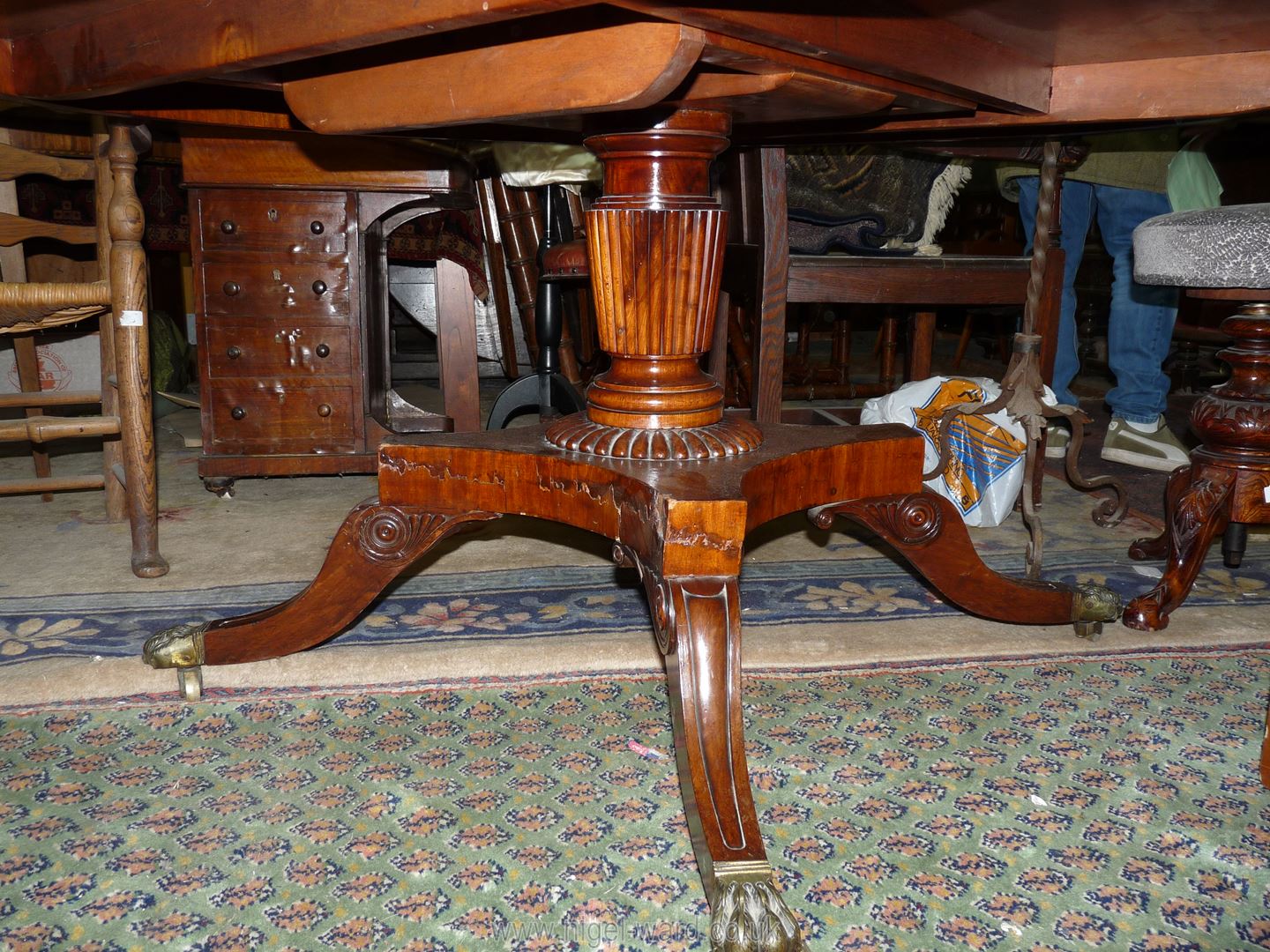 A Regency Mahogany snap-top Hall/Centre Table standing on a turned and lobed column on a platform - Image 5 of 6