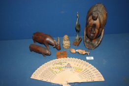 A small quantity of Treen including African ladies head, carved animals plus horn bird etc.