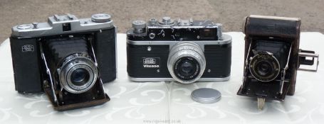 **A Zeiss Ikon Nettar folding bellows Camera with Velio Novar-Anastigmat 75mm f/4.