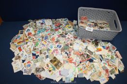 A quantity of world stamps including Australia, France, etc.