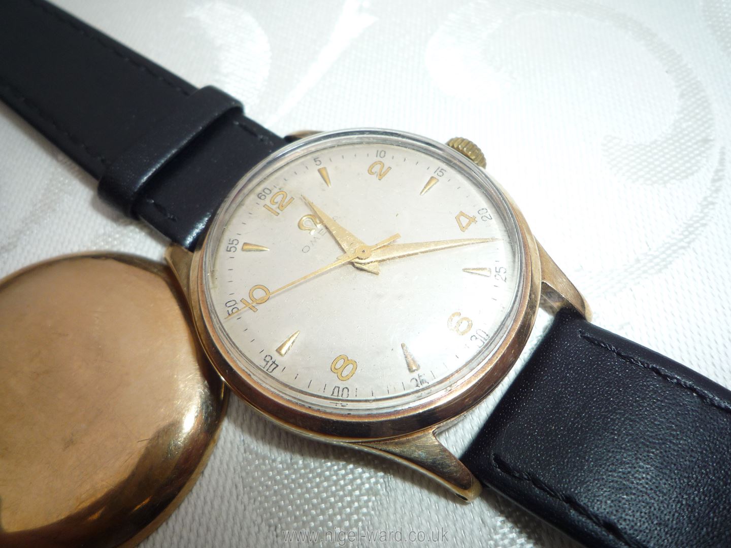 A brown leather presentation cased ''Omega'' Wristwatch having a nickel coloured face with Arabic - Image 10 of 23