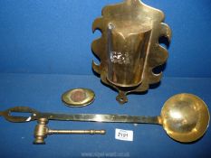 A quantity of brass including old ladle, spill holder, gavel and brass snuff box with inset penny.