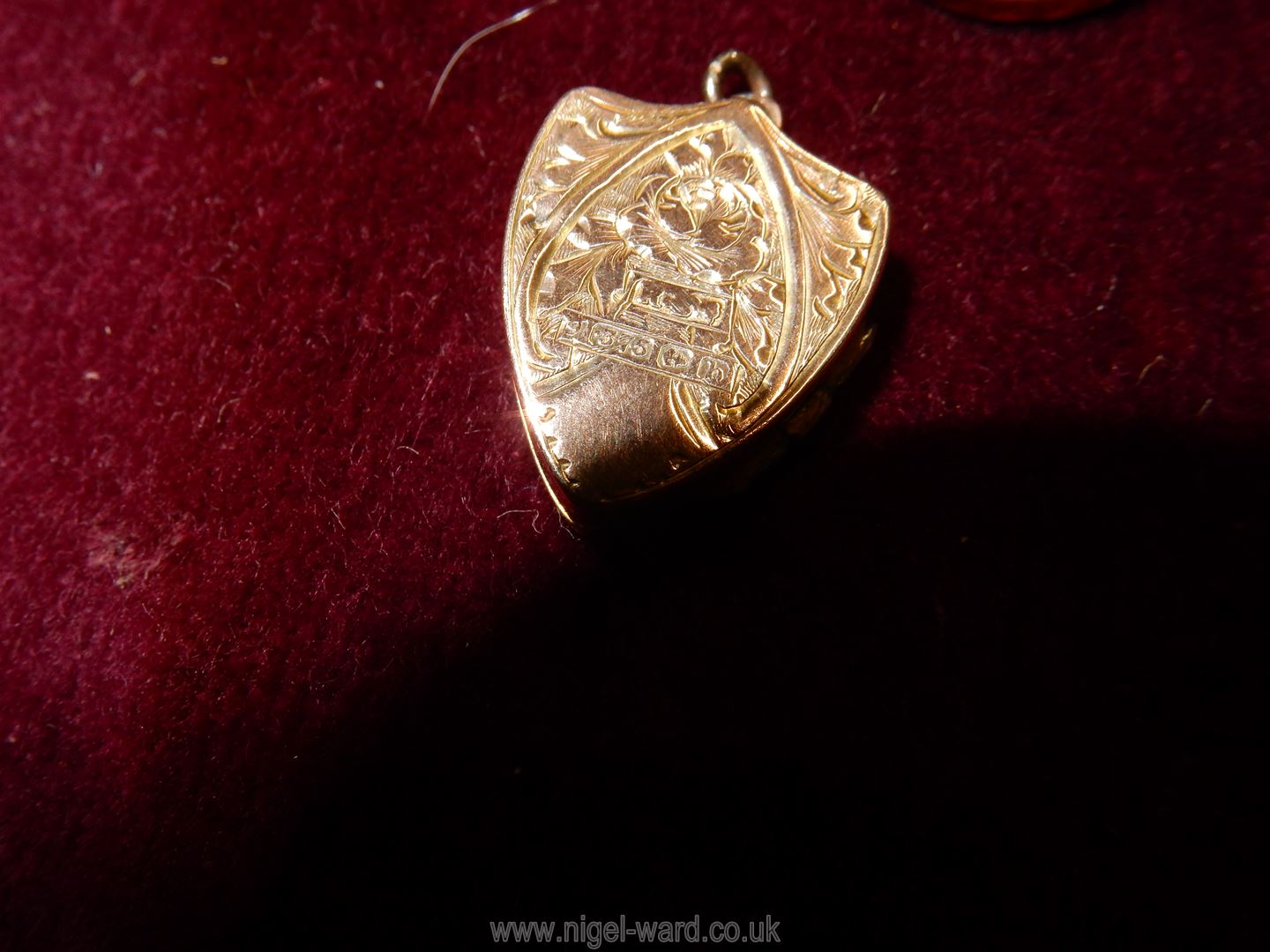 Three lockets including shield shaped (9 ct), heart shaped (a/f) and oval, - Image 3 of 3