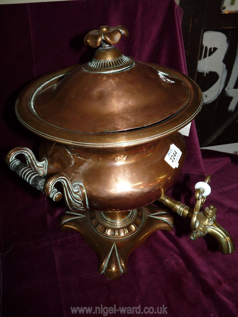 A large copper and brass Samovar 16" tall x 13". - Image 2 of 3