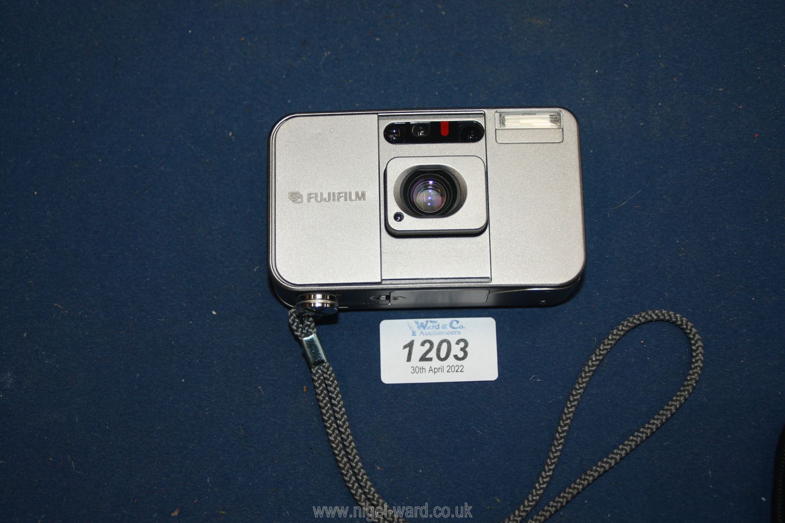 A Fujifilm DL Supermini 35mm camera including case and instruction manual. - Image 2 of 3