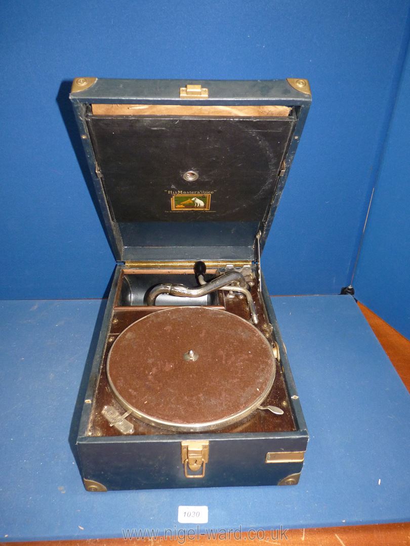 An HMV 1930's Gramophone.