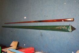 A rare antique J.P. Mannock snooker cue, anti grip 17 oz, 58" long, with a metal case.