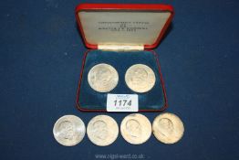 A cased pair of Churchill commemorative Crowns and four other Churchill Crowns