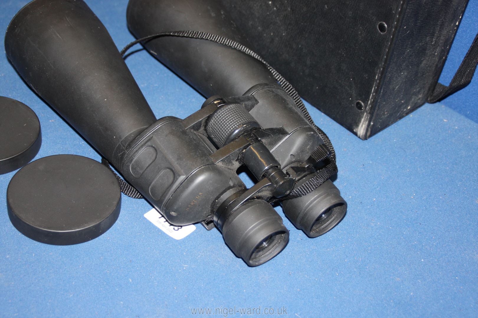 A pair of cased Sakura 15x -100 Binoculars. - Image 2 of 2