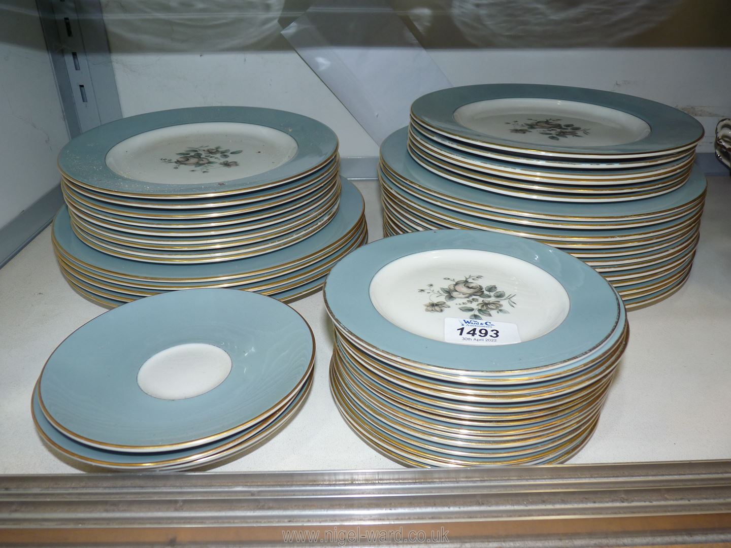 A quantity of Royal Doulton 'Rose Elegans' comprising seventeen dinner, fifteen side,