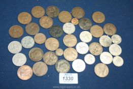 A small quantity of English coinage including pennies, halfpennies, shillings,
