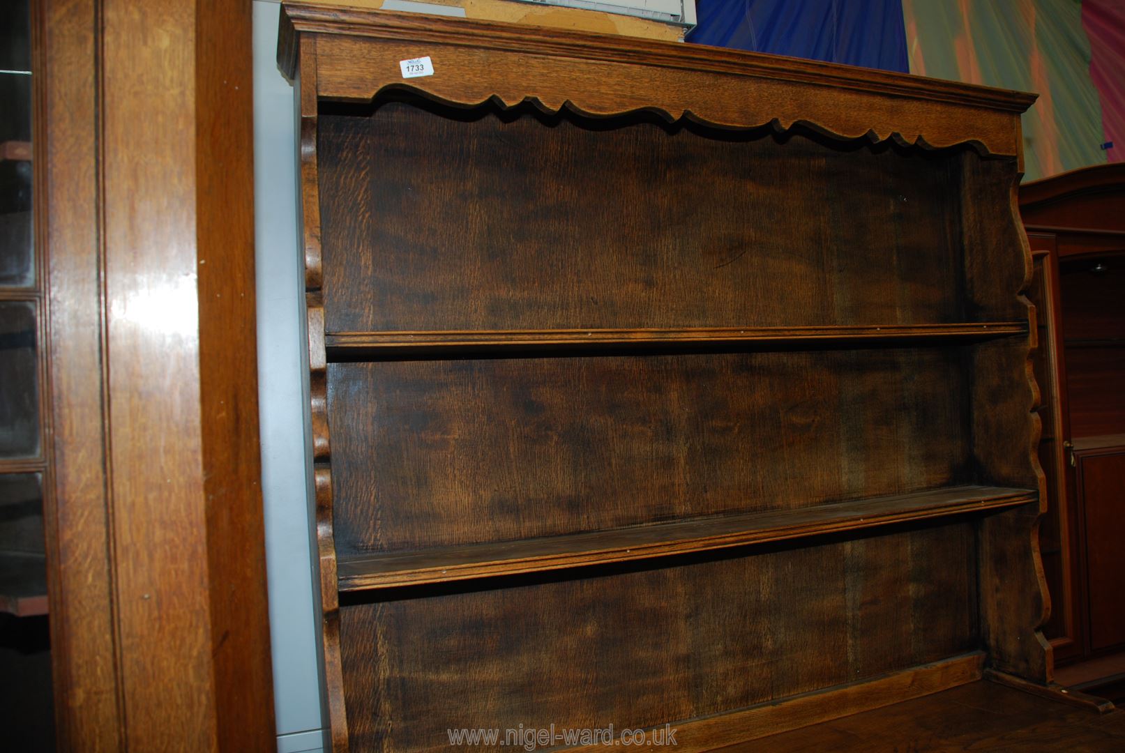 A mid Oak 1930's/40's Dresser having two deep drawers to the base standing on square chamfered legs - Image 3 of 3