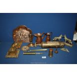 A quantity of copper and brass to include a Desmo brass Fire Extinguisher, brass dog bookends,